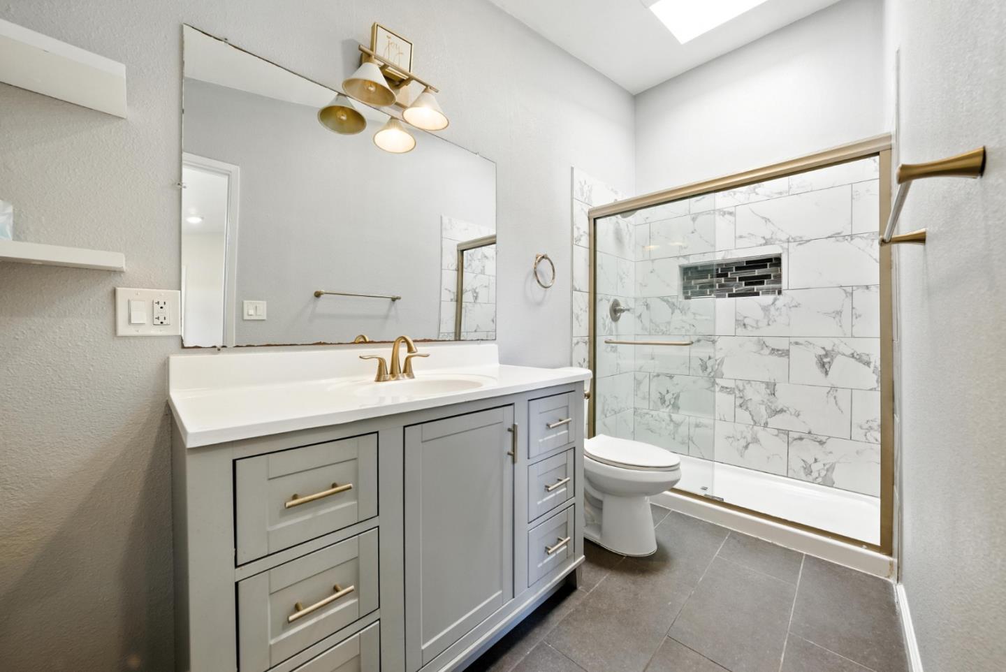 Detail Gallery Image 18 of 30 For 2114 Bennighof Ct, San Jose,  CA 95121 - 4 Beds | 3 Baths