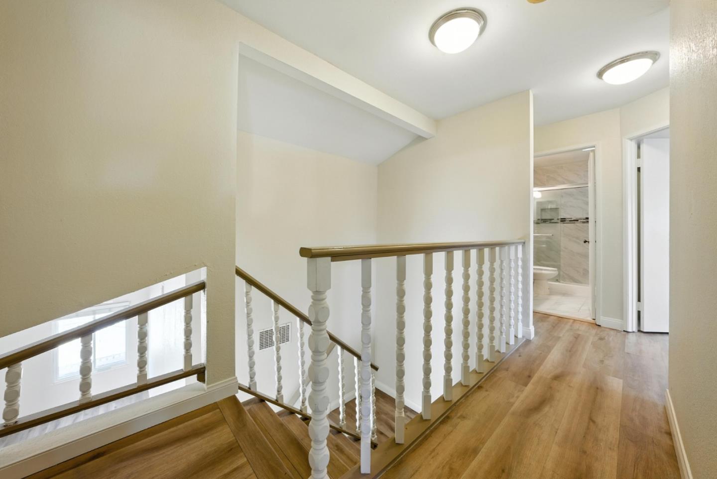Detail Gallery Image 20 of 30 For 2114 Bennighof Ct, San Jose,  CA 95121 - 4 Beds | 3 Baths
