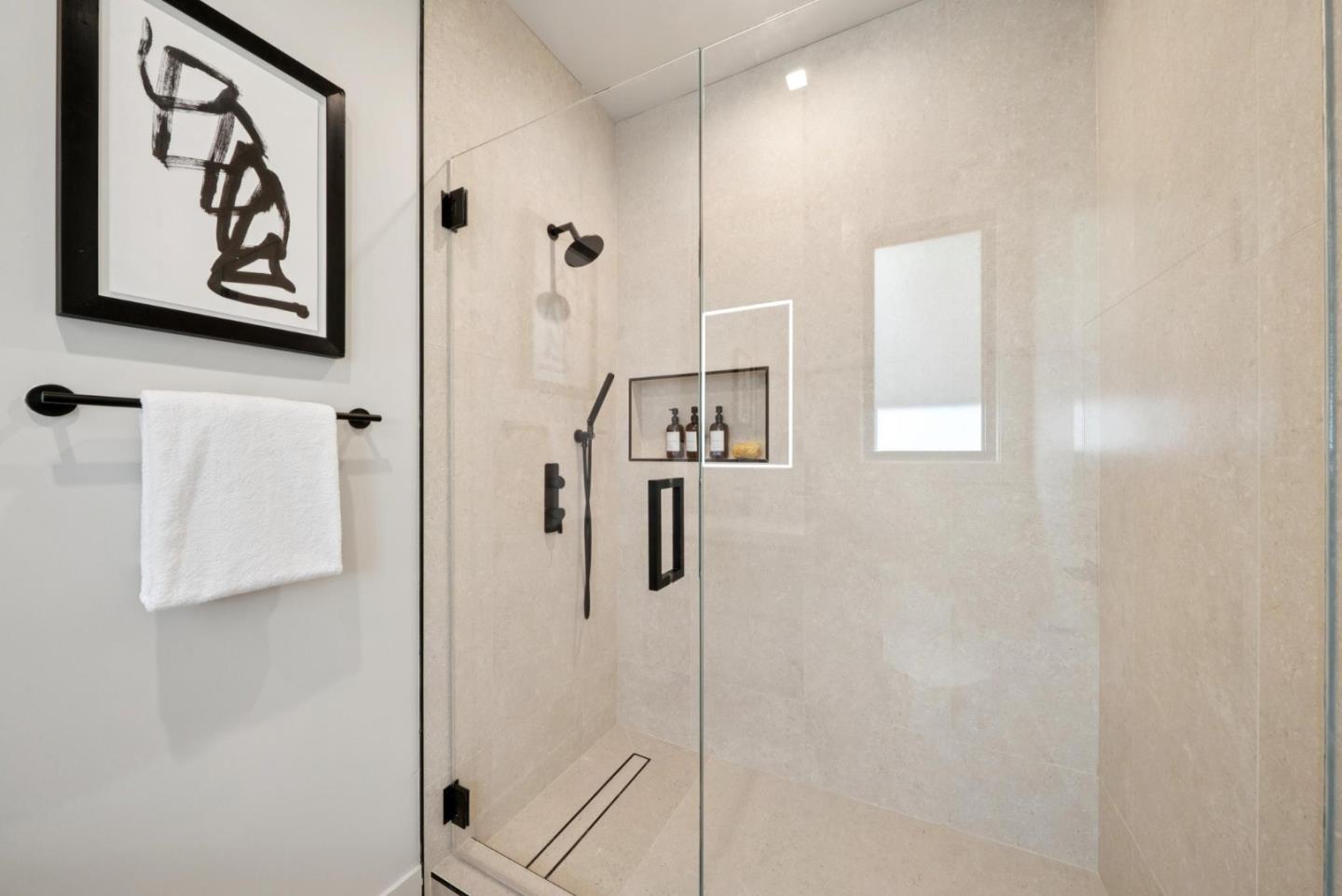 Detail Gallery Image 57 of 77 For 585 Cherry Ave, Los Altos,  CA 94022 - 5 Beds | 5/1 Baths