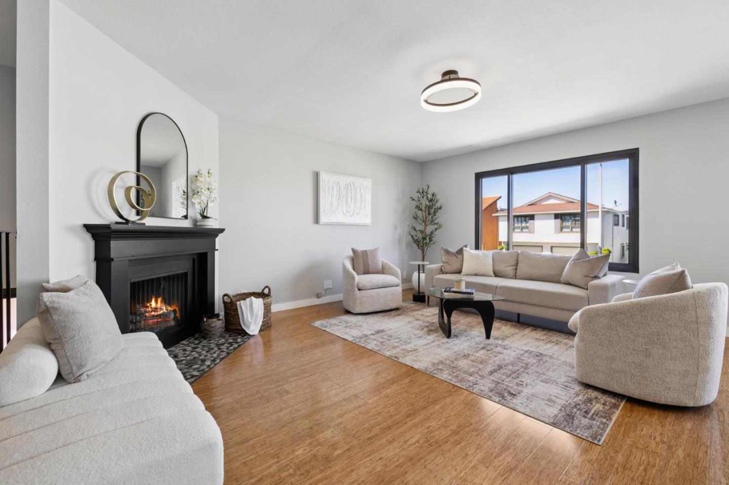 Detail Gallery Image 10 of 96 For 69 Plymouth Cir, Daly City,  CA 94015 - 3 Beds | 3 Baths