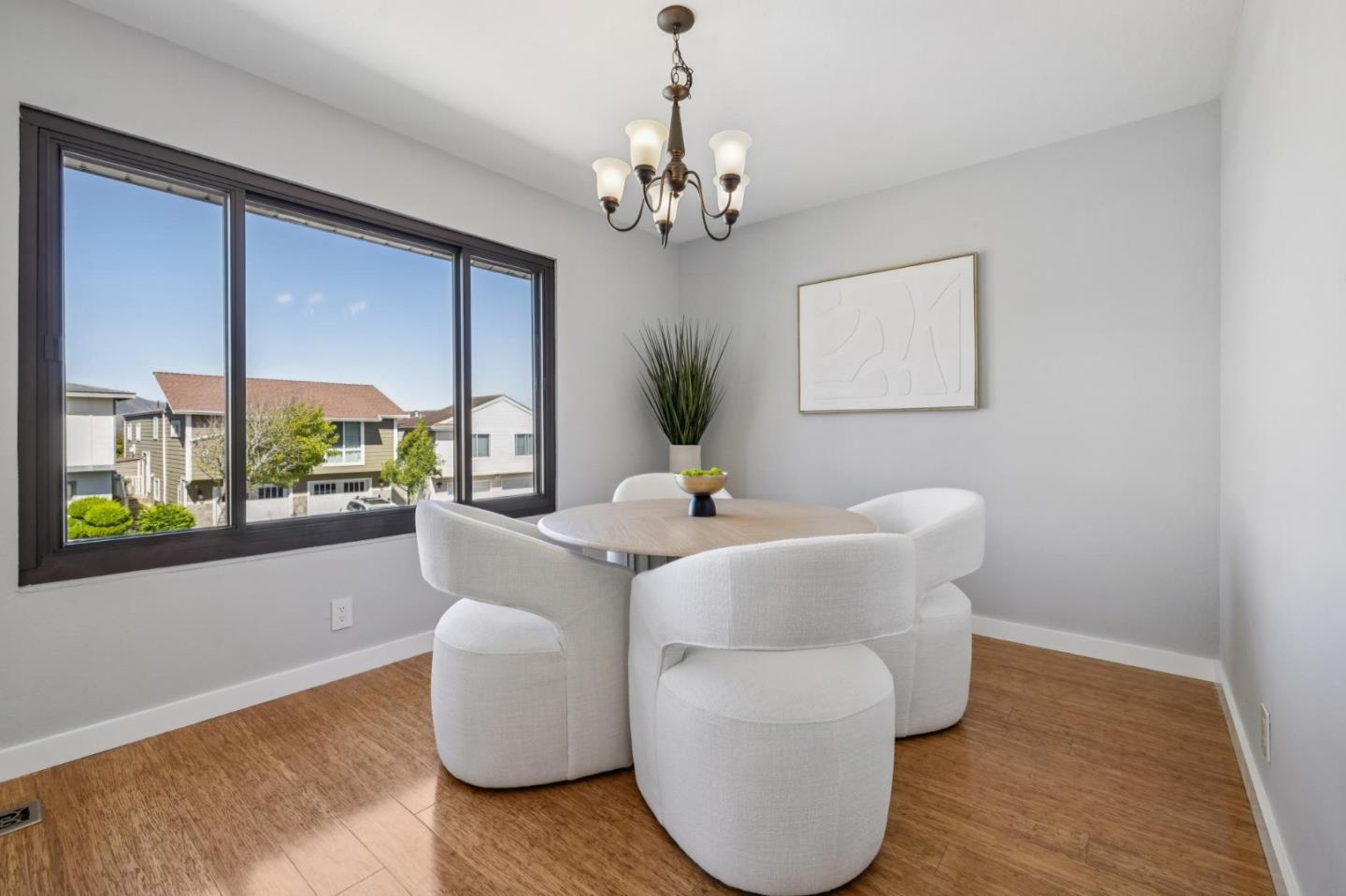 Detail Gallery Image 20 of 96 For 69 Plymouth Cir, Daly City,  CA 94015 - 3 Beds | 3 Baths