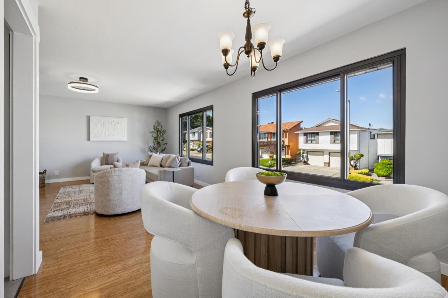 Detail Gallery Image 21 of 96 For 69 Plymouth Cir, Daly City,  CA 94015 - 3 Beds | 3 Baths