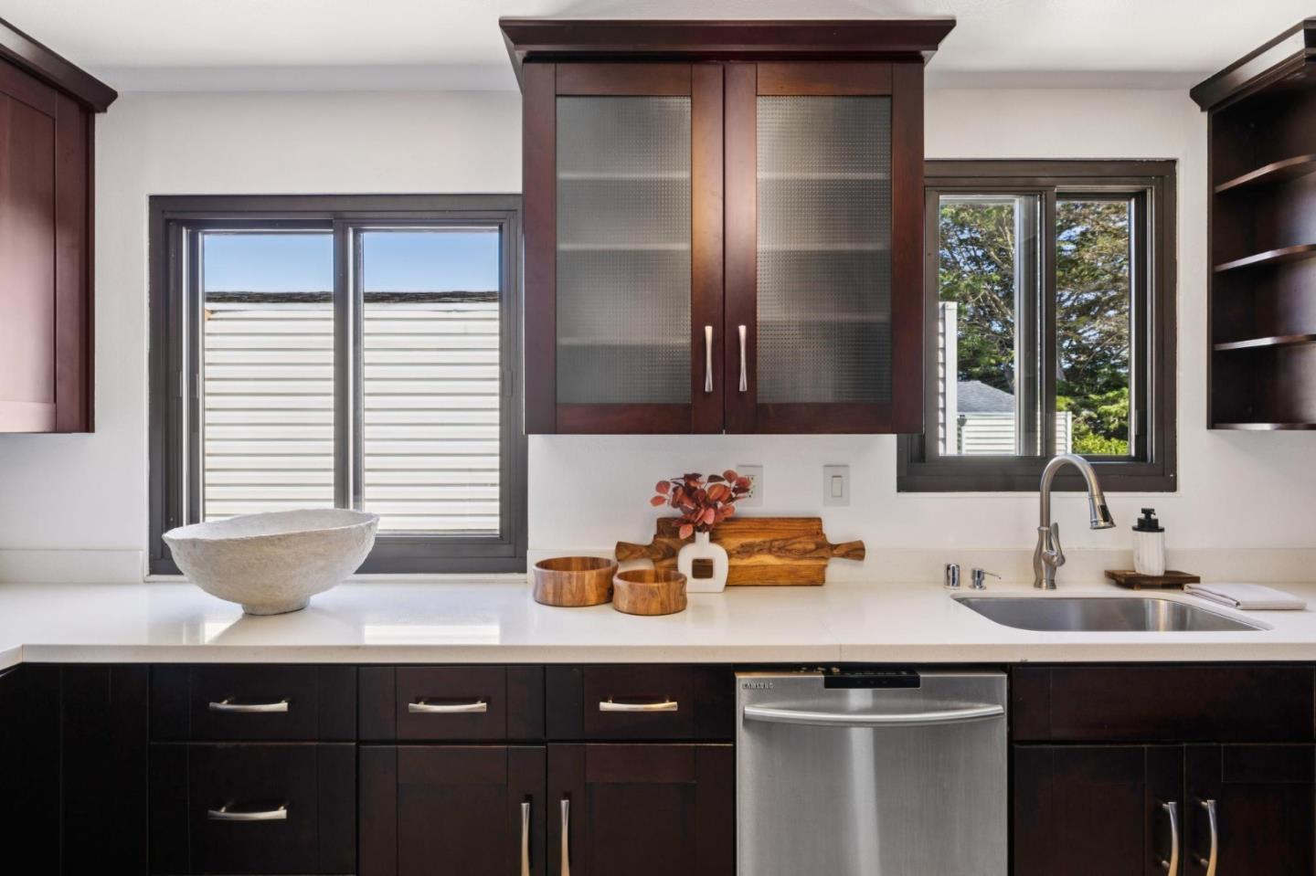 Detail Gallery Image 27 of 96 For 69 Plymouth Cir, Daly City,  CA 94015 - 3 Beds | 3 Baths