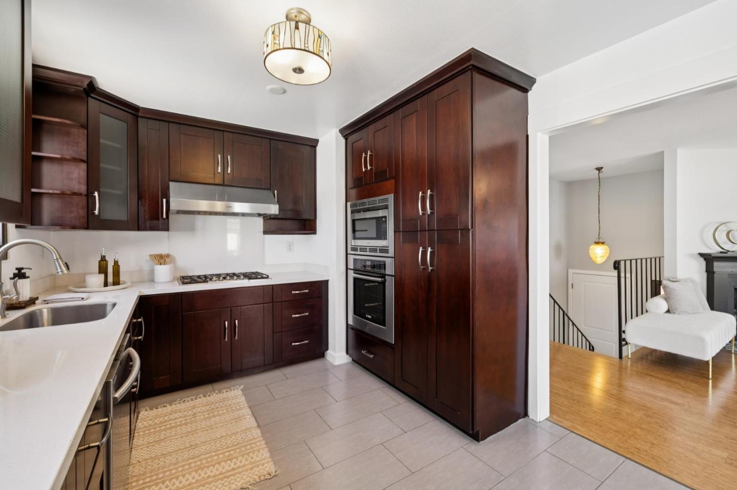 Detail Gallery Image 29 of 96 For 69 Plymouth Cir, Daly City,  CA 94015 - 3 Beds | 3 Baths