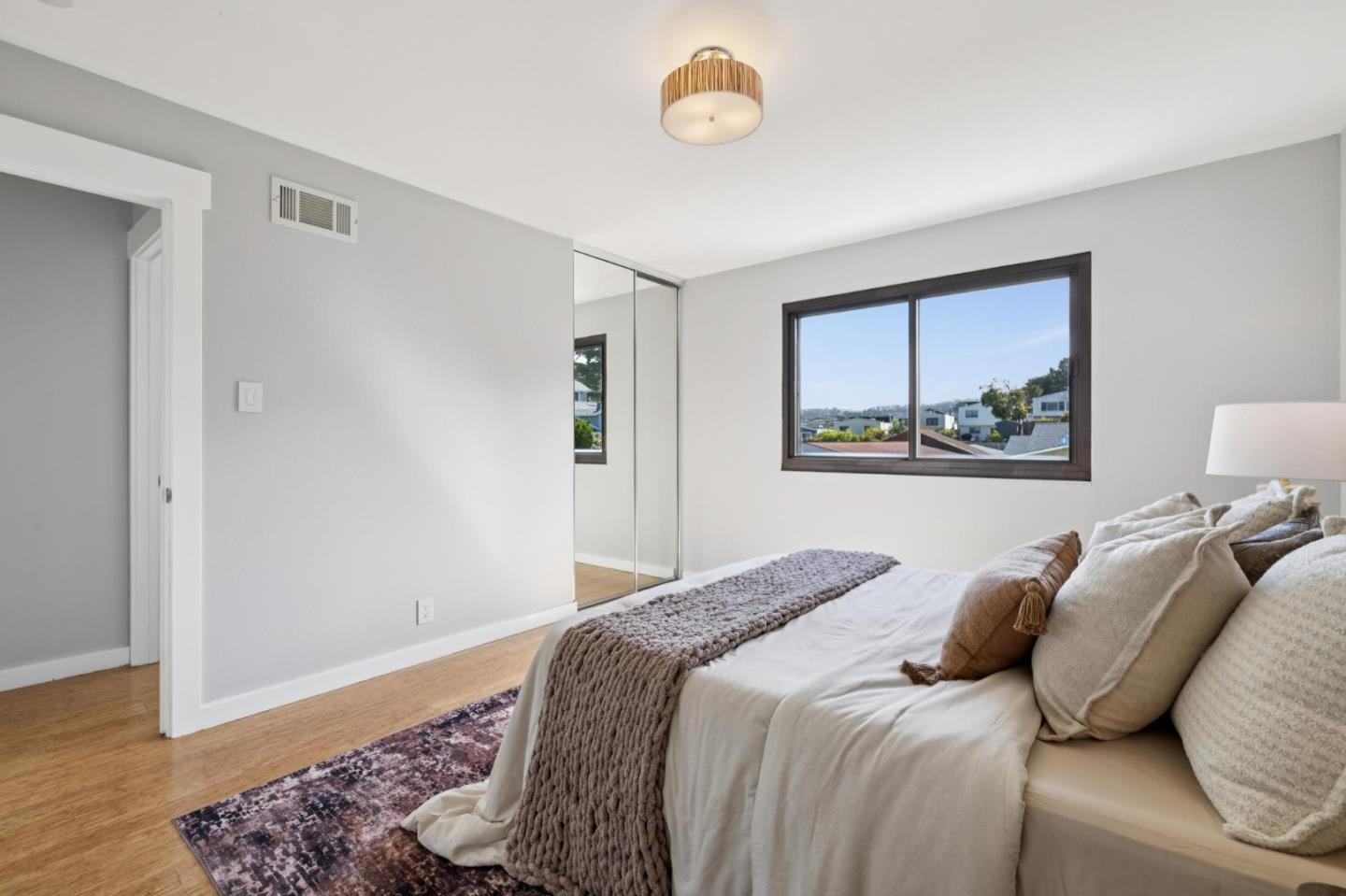Detail Gallery Image 32 of 96 For 69 Plymouth Cir, Daly City,  CA 94015 - 3 Beds | 3 Baths