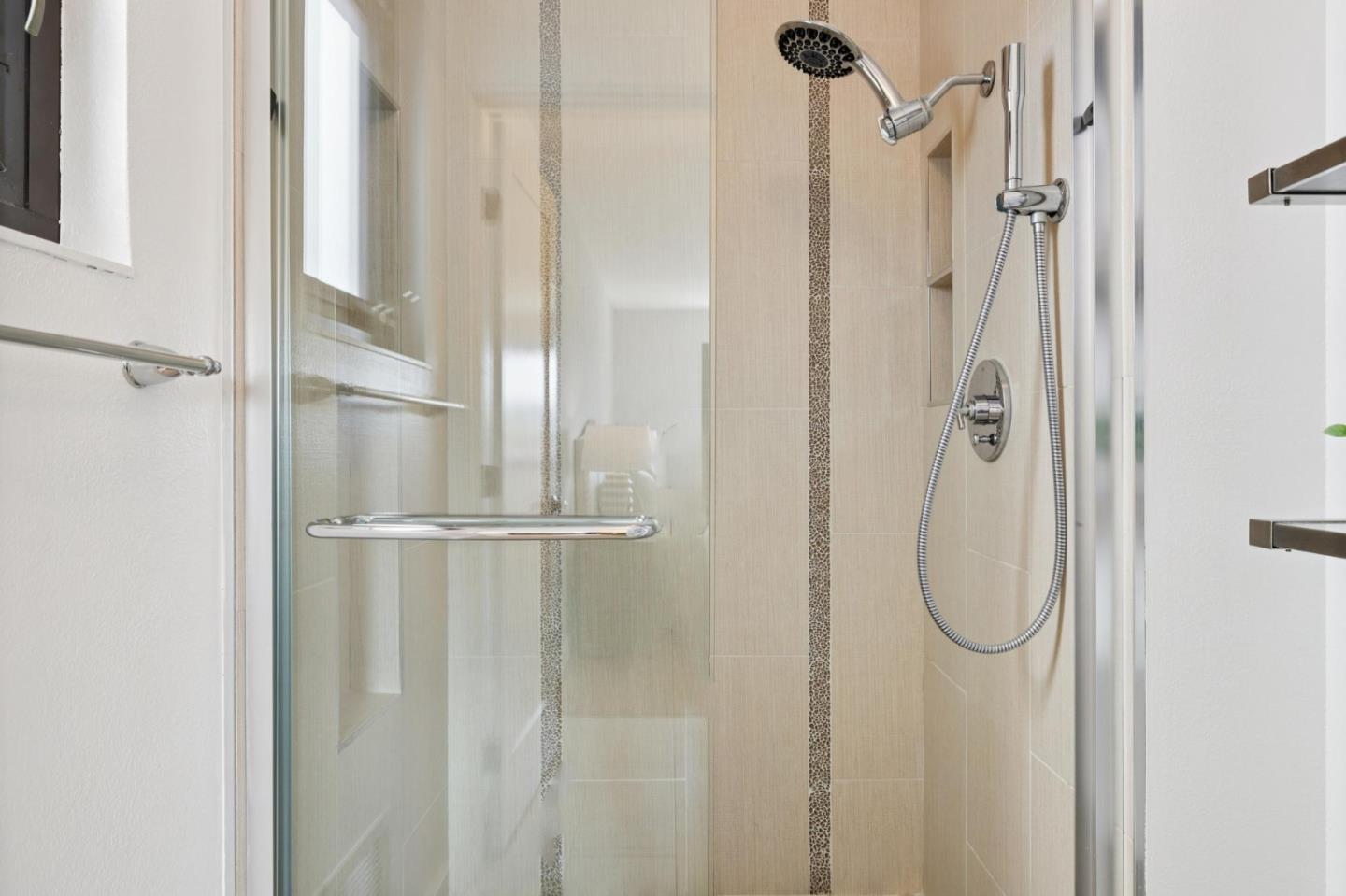 Detail Gallery Image 35 of 96 For 69 Plymouth Cir, Daly City,  CA 94015 - 3 Beds | 3 Baths