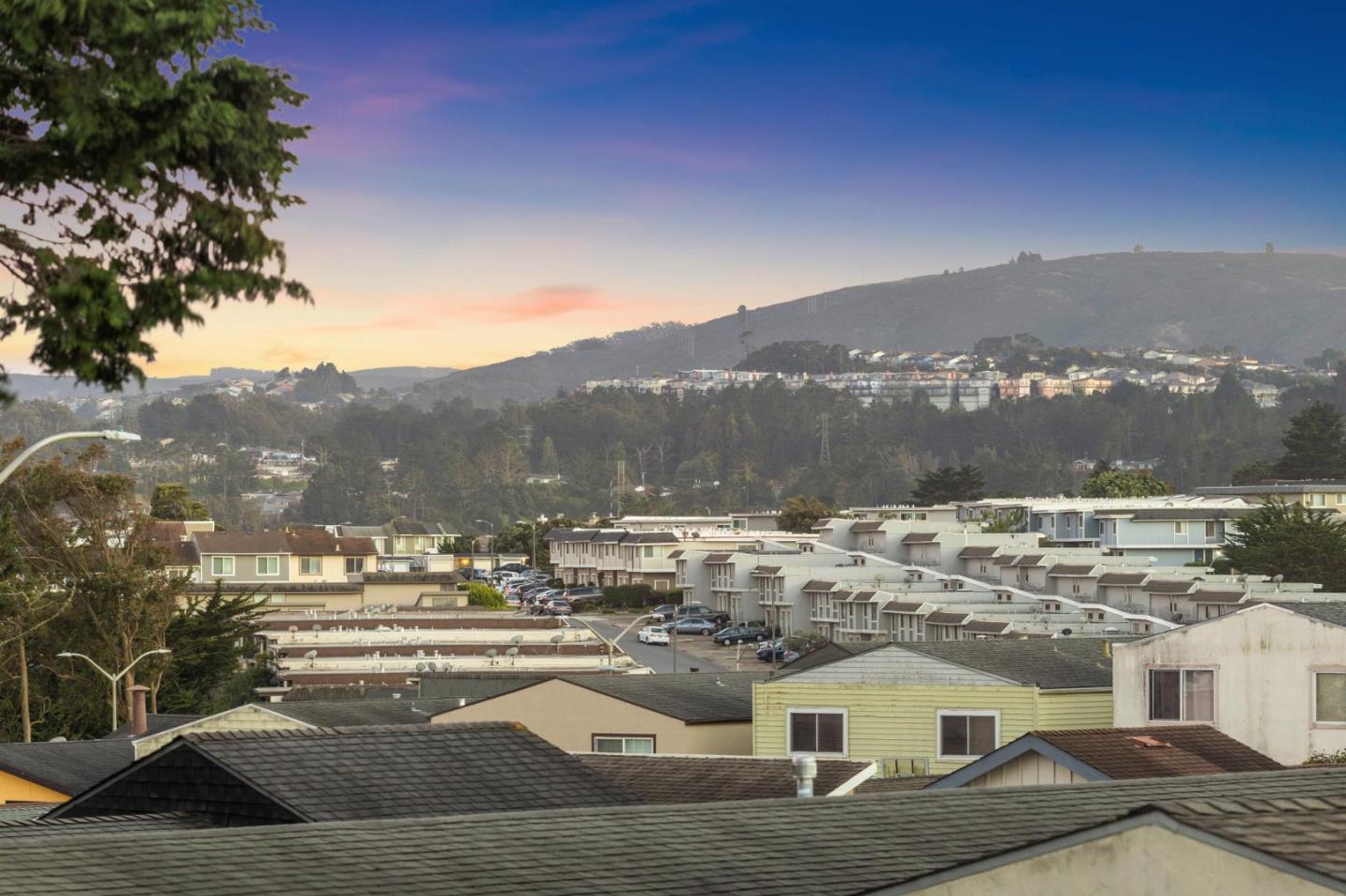Detail Gallery Image 69 of 96 For 69 Plymouth Cir, Daly City,  CA 94015 - 3 Beds | 3 Baths