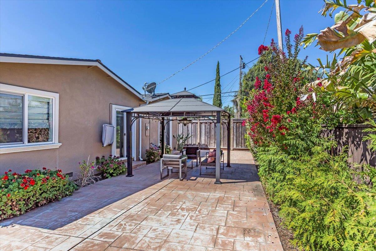 Detail Gallery Image 19 of 21 For 1703 Pasatiempo, San Jose,  CA 95124 - 4 Beds | 3 Baths