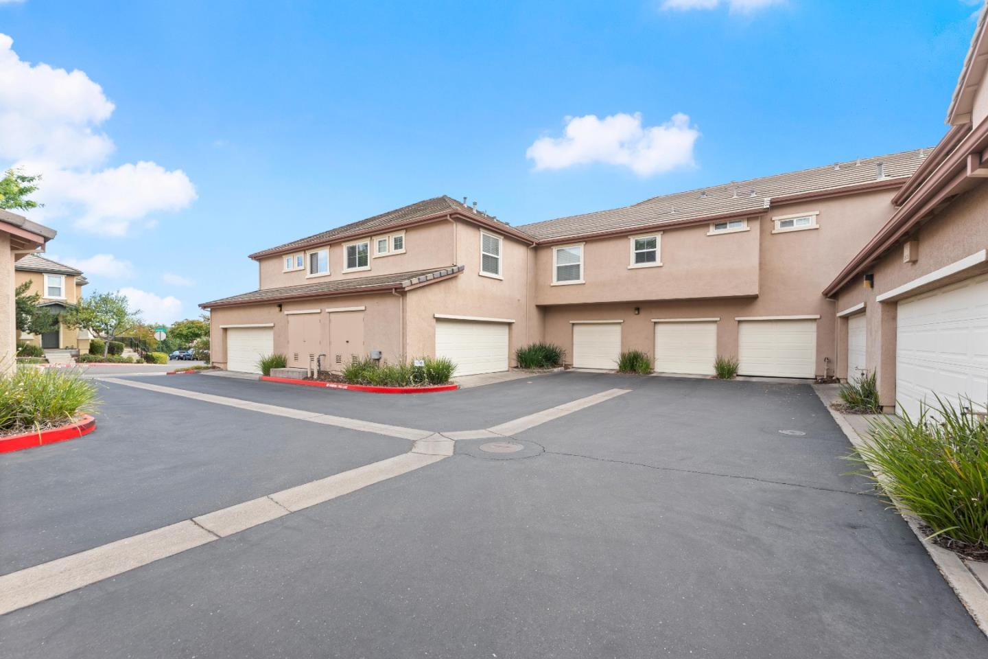 Detail Gallery Image 12 of 47 For 307 Blossom Rock Ln #59,  Folsom,  CA 95630 - 2 Beds | 2/1 Baths
