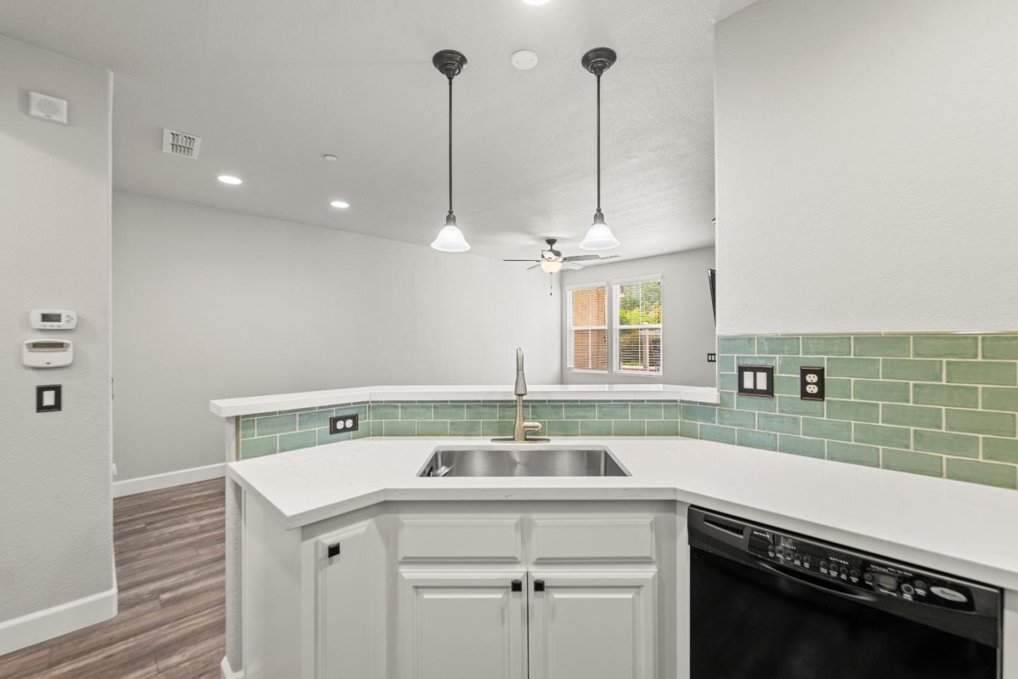 Detail Gallery Image 24 of 47 For 307 Blossom Rock Ln #59,  Folsom,  CA 95630 - 2 Beds | 2/1 Baths