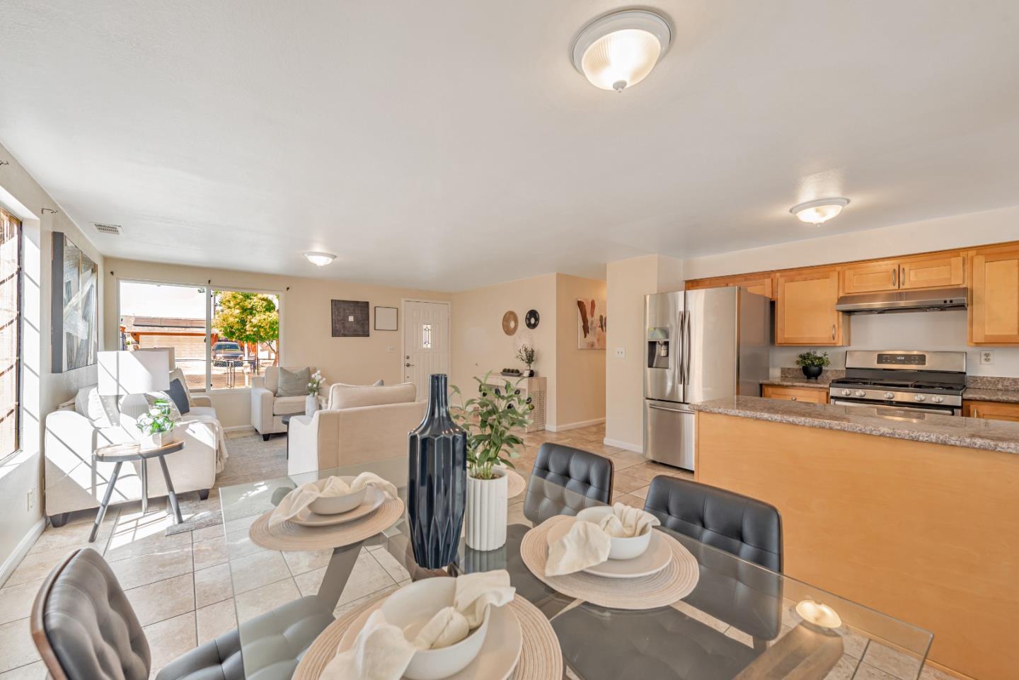 Detail Gallery Image 8 of 27 For 1462 Cathay Dr, San Jose,  CA 95122 - 3 Beds | 2 Baths