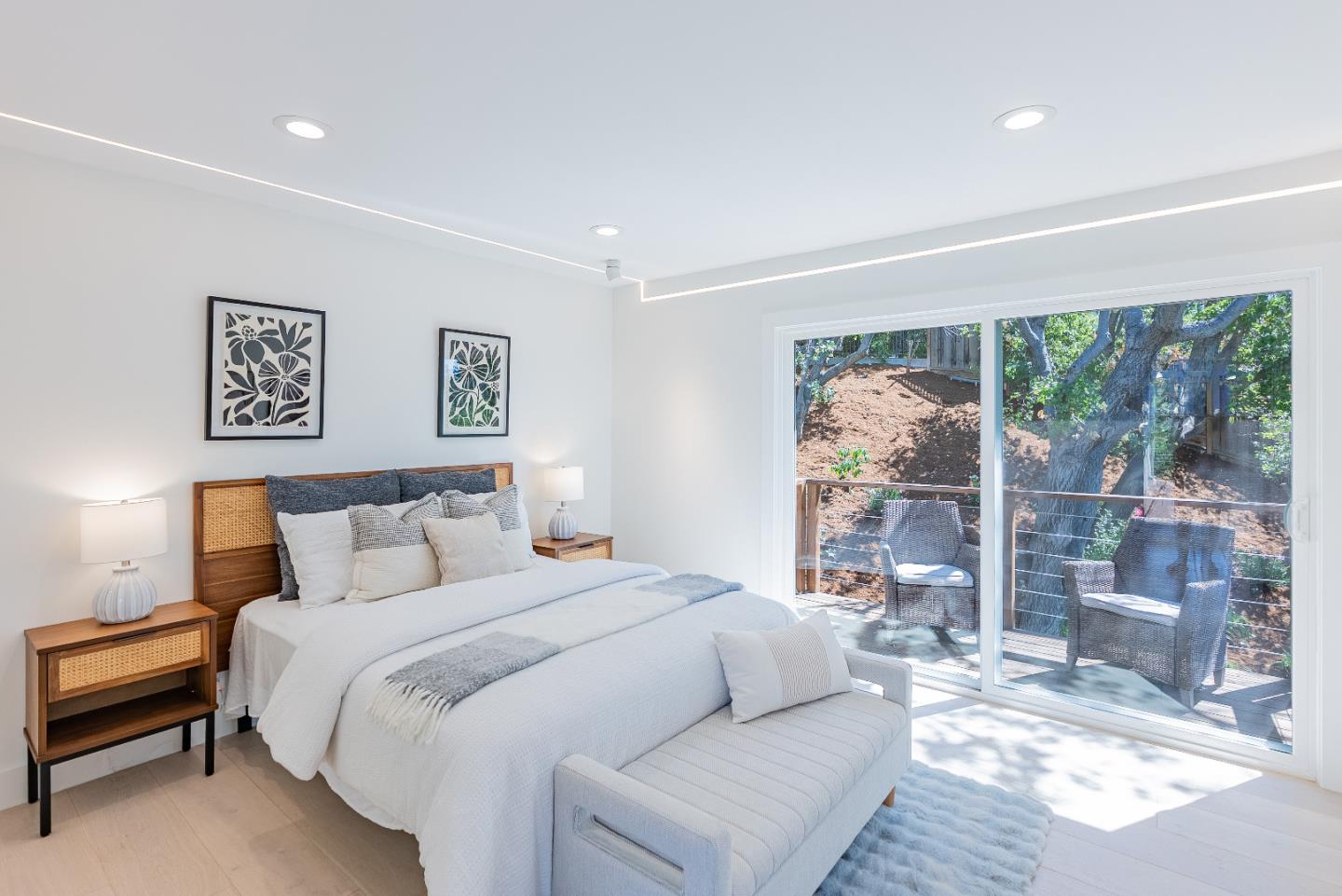 Detail Gallery Image 23 of 61 For 893 Madonna Way, Los Altos,  CA 94024 - 4 Beds | 3 Baths