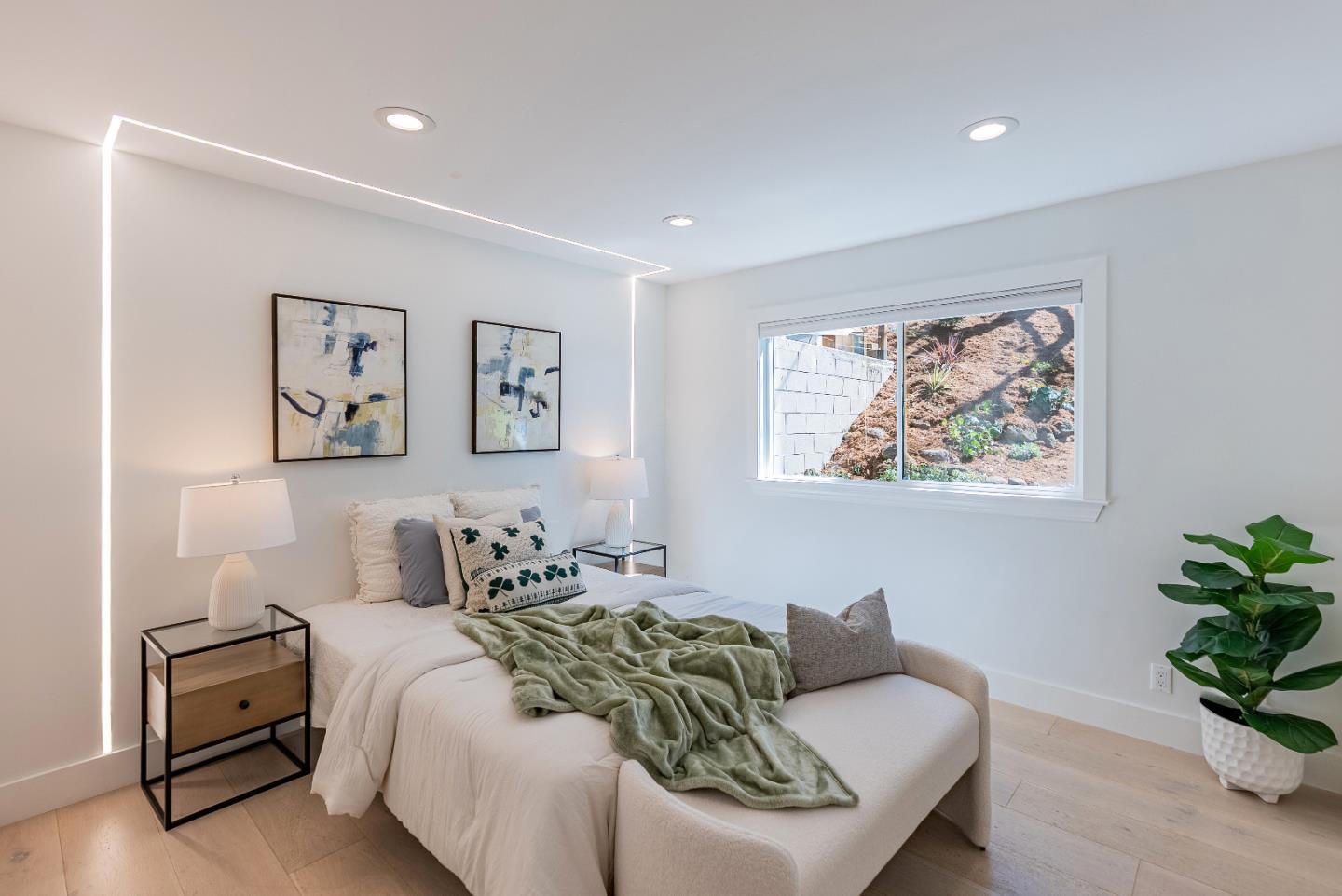 Detail Gallery Image 31 of 61 For 893 Madonna Way, Los Altos,  CA 94024 - 4 Beds | 3 Baths