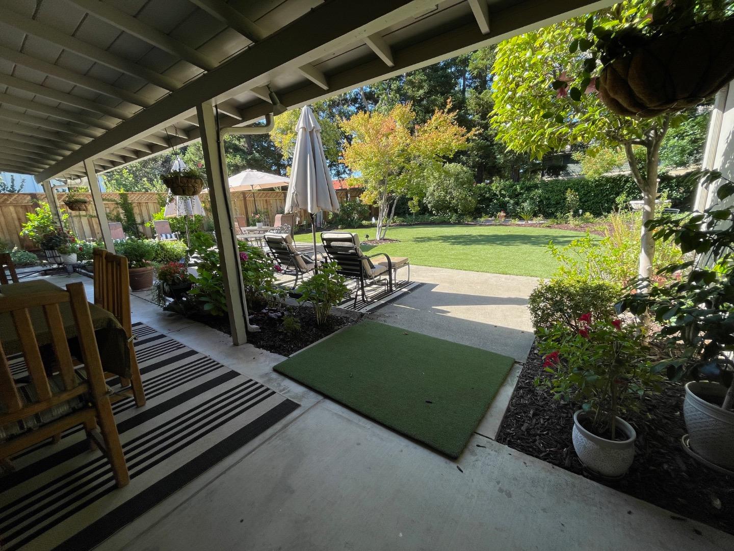 Detail Gallery Image 8 of 8 For 100 Magneson Ter, Los Gatos,  CA 95032 - 3 Beds | 2/1 Baths