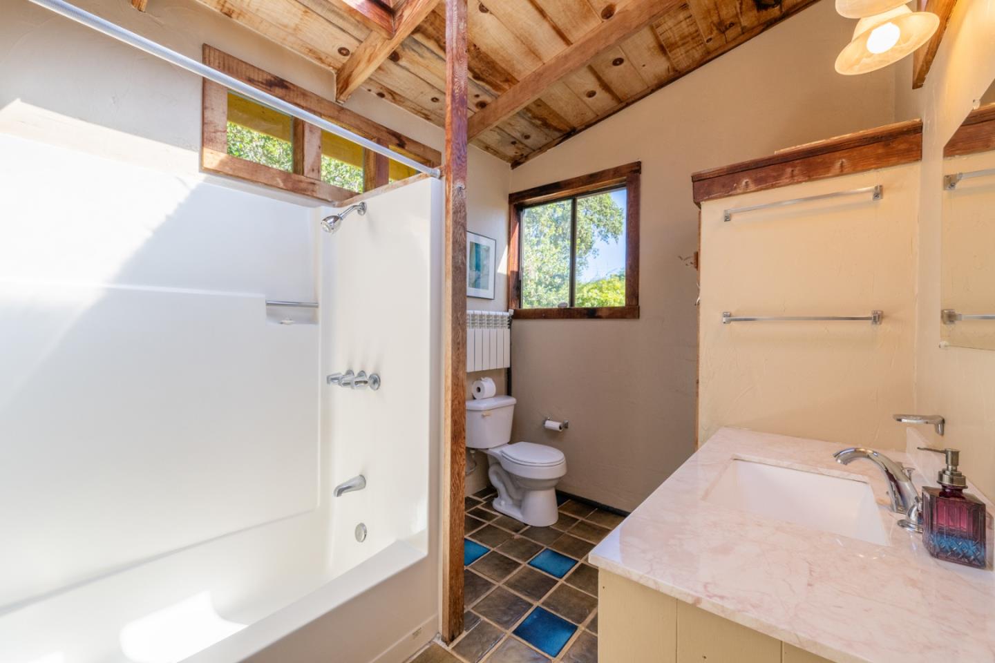 Detail Gallery Image 21 of 25 For 95 Corona Way, Carmel,  CA 93923 - 3 Beds | 3 Baths