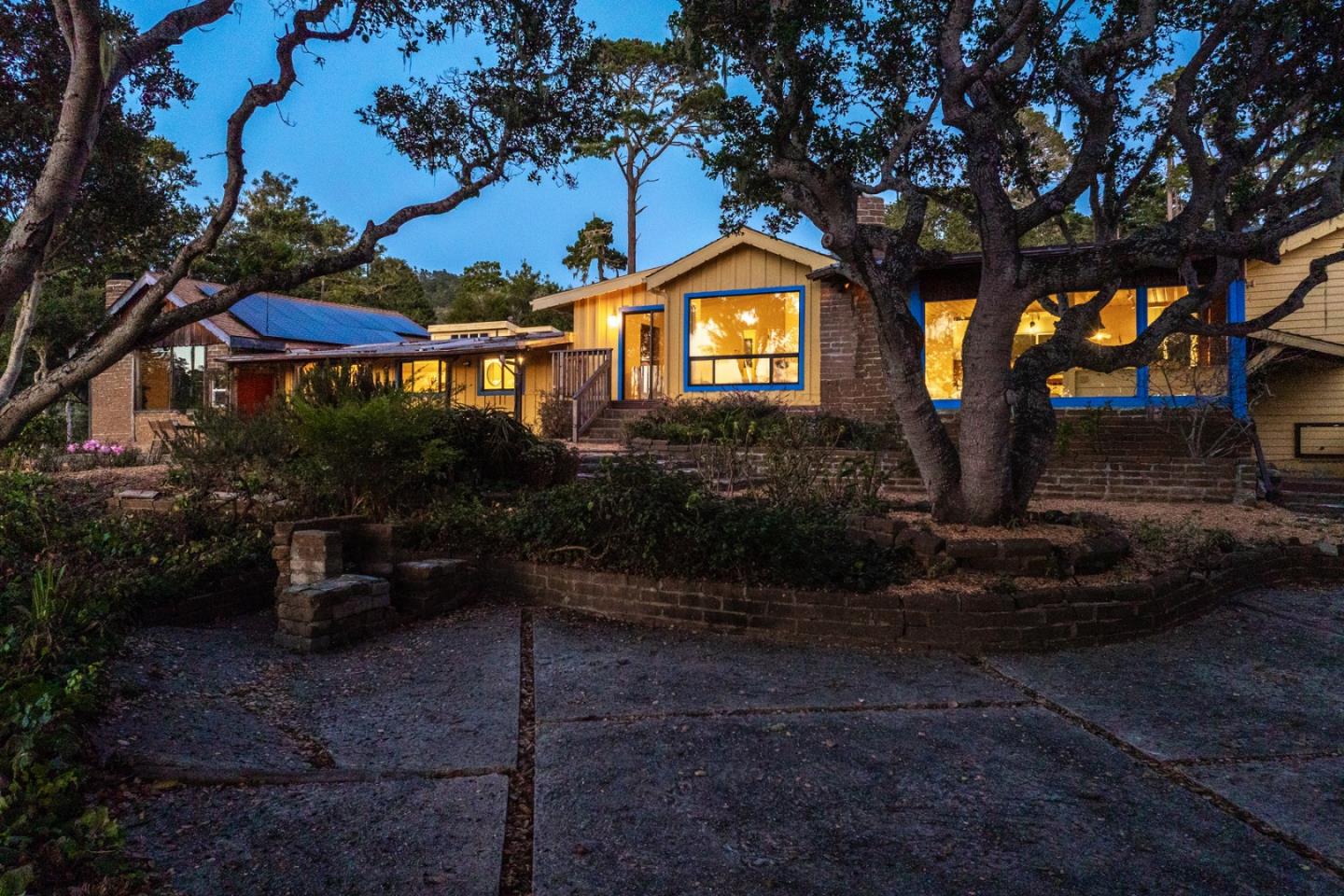 Detail Gallery Image 29 of 30 For 95 Corona Way, Carmel,  CA 93923 - 3 Beds | 3 Baths