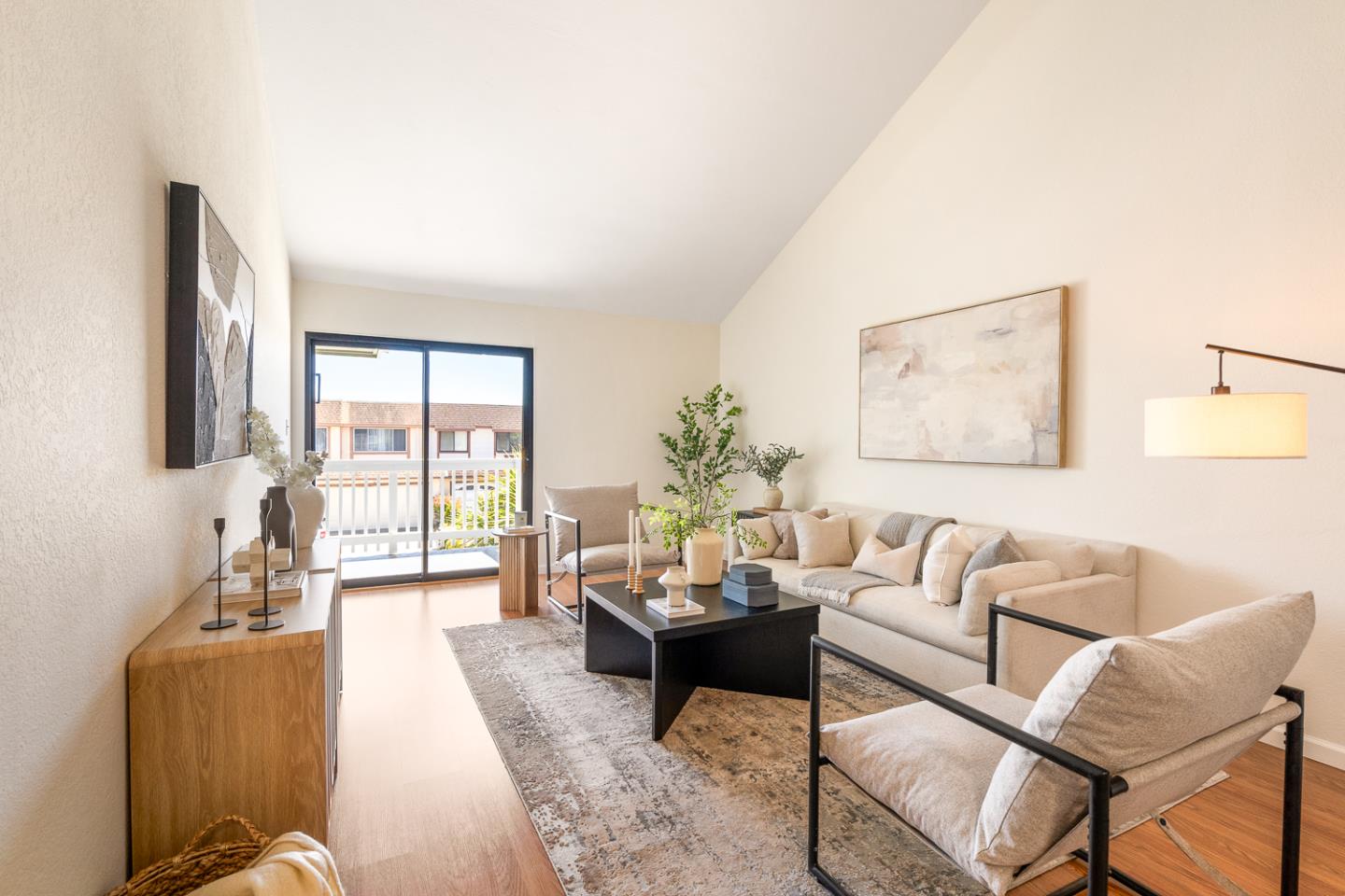 Detail Gallery Image 4 of 37 For 3637 Bettman Way, South San Francisco,  CA 94080 - 3 Beds | 2 Baths