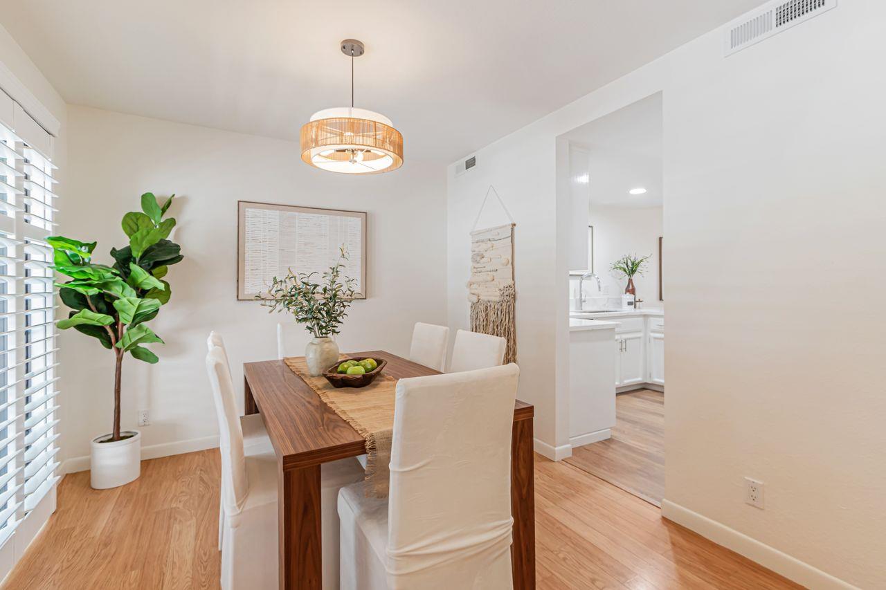 Detail Gallery Image 13 of 36 For 93 Little Bear Way, San Jose,  CA 95136 - 3 Beds | 2/1 Baths