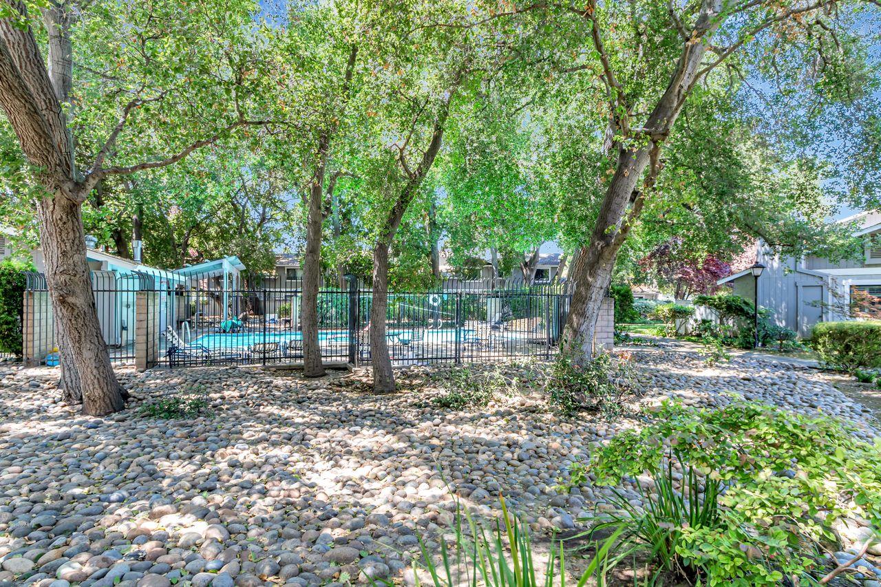 Detail Gallery Image 33 of 36 For 93 Little Bear Way, San Jose,  CA 95136 - 3 Beds | 2/1 Baths