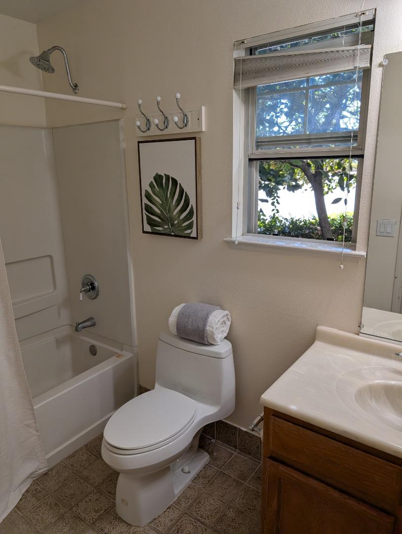 Detail Gallery Image 16 of 18 For 805 N San Antonio Rd, Los Altos,  CA 94022 - 3 Beds | 2 Baths