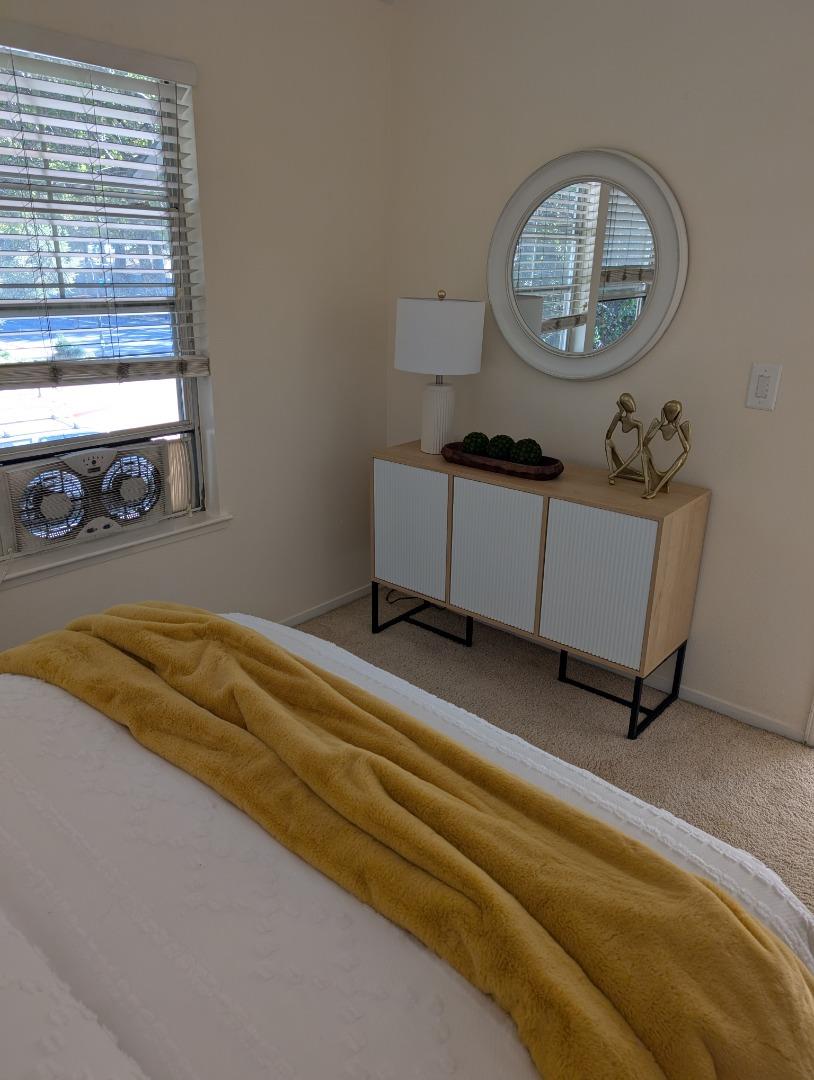 Detail Gallery Image 8 of 18 For 805 N San Antonio Rd, Los Altos,  CA 94022 - 3 Beds | 2 Baths