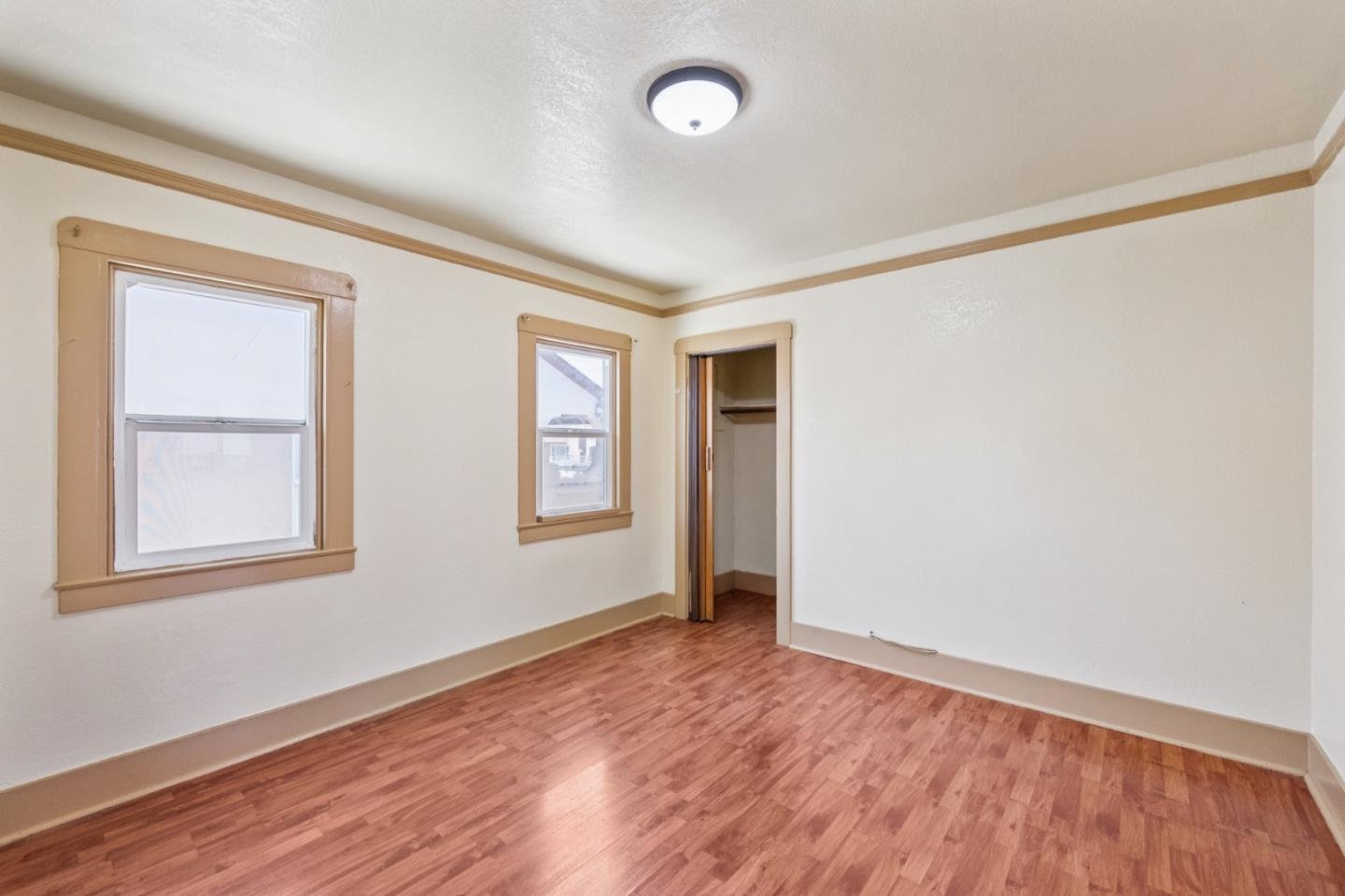 Detail Gallery Image 16 of 23 For 1460 80th Ave, Oakland,  CA 94621 - 4 Beds | 1 Baths