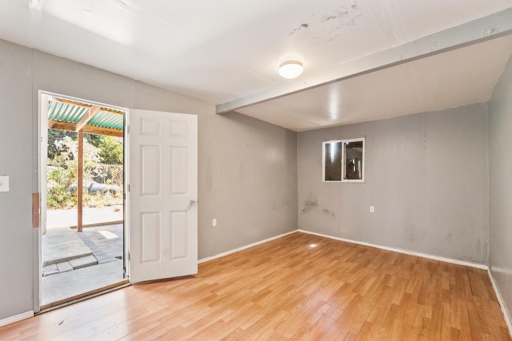 Detail Gallery Image 21 of 23 For 1460 80th Ave, Oakland,  CA 94621 - 4 Beds | 1 Baths
