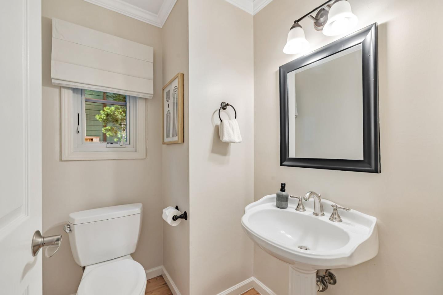 Detail Gallery Image 14 of 29 For 248 University Ave, Los Gatos,  CA 95030 - 3 Beds | 2/1 Baths