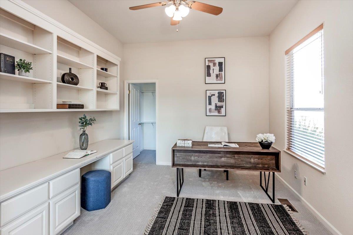 Detail Gallery Image 16 of 48 For 5433 Vicenza Way, San Jose,  CA 95138 - 4 Beds | 4/1 Baths