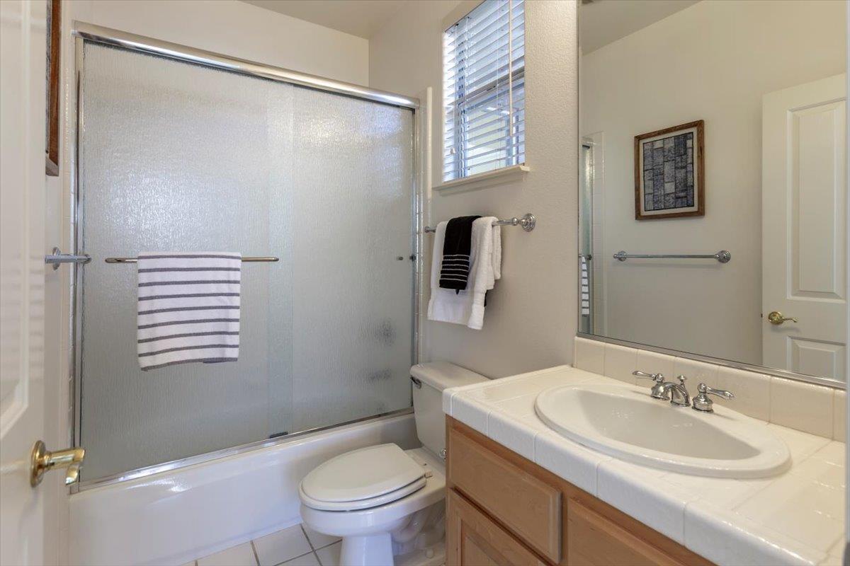 Detail Gallery Image 23 of 48 For 5433 Vicenza Way, San Jose,  CA 95138 - 4 Beds | 4/1 Baths