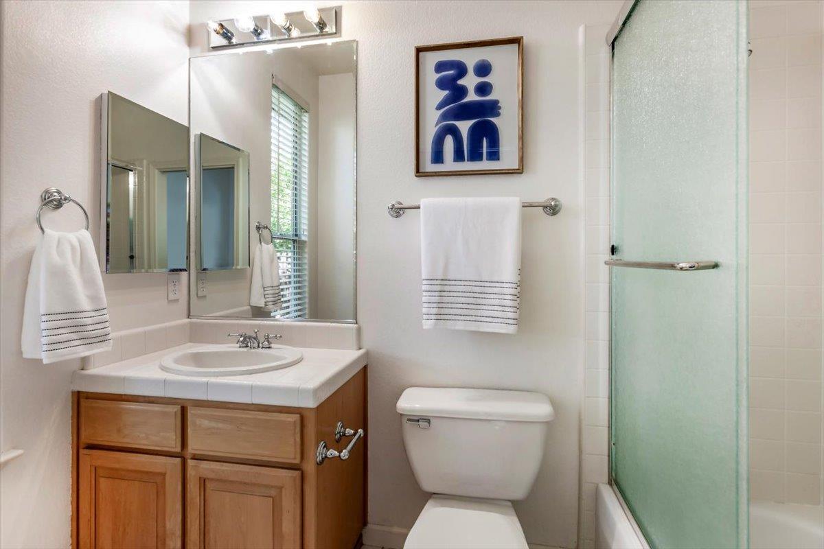 Detail Gallery Image 25 of 48 For 5433 Vicenza Way, San Jose,  CA 95138 - 4 Beds | 4/1 Baths