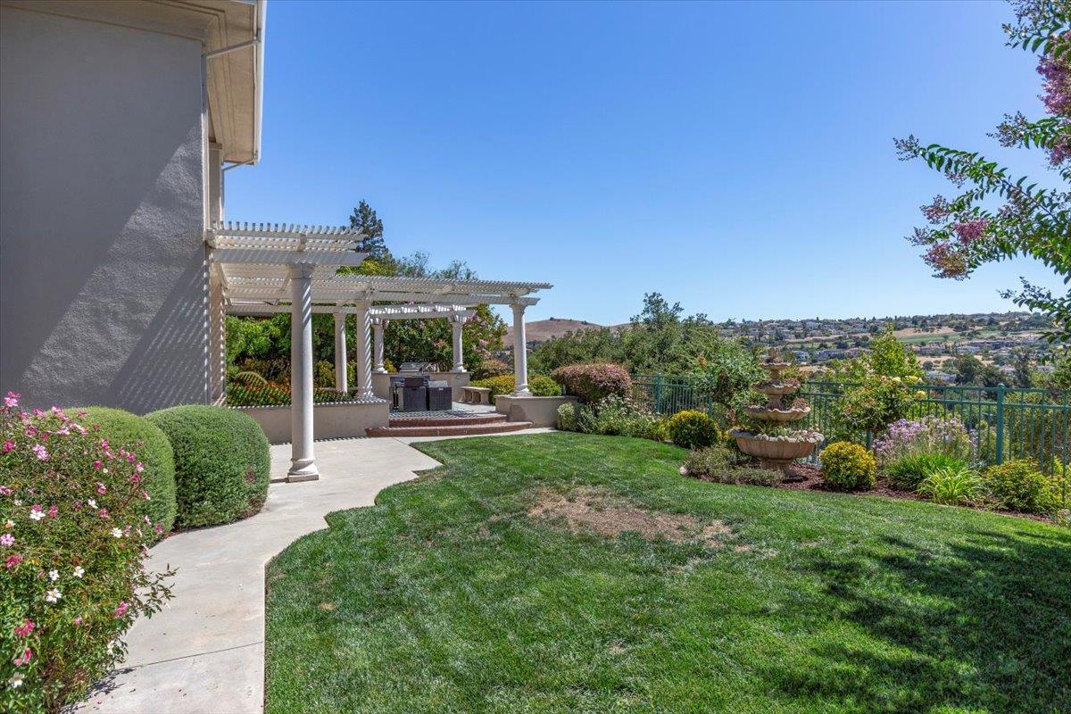 Detail Gallery Image 43 of 48 For 5433 Vicenza Way, San Jose,  CA 95138 - 4 Beds | 4/1 Baths