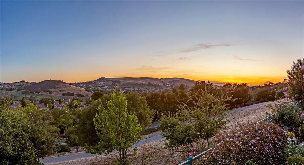Detail Gallery Image 45 of 48 For 5433 Vicenza Way, San Jose,  CA 95138 - 4 Beds | 4/1 Baths
