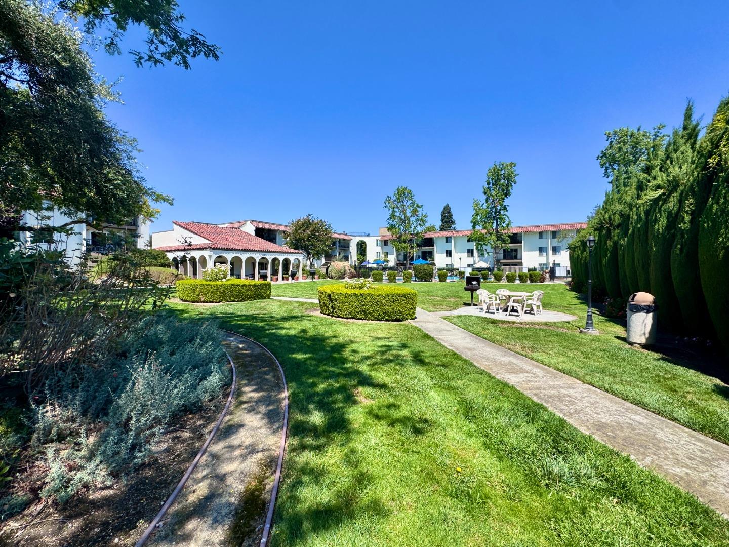 Detail Gallery Image 25 of 26 For 1720 Halford Ave #227,  Santa Clara,  CA 95051 - 2 Beds | 2 Baths