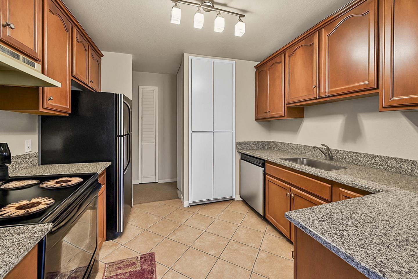 Detail Gallery Image 9 of 26 For 1720 Halford Ave #227,  Santa Clara,  CA 95051 - 2 Beds | 2 Baths