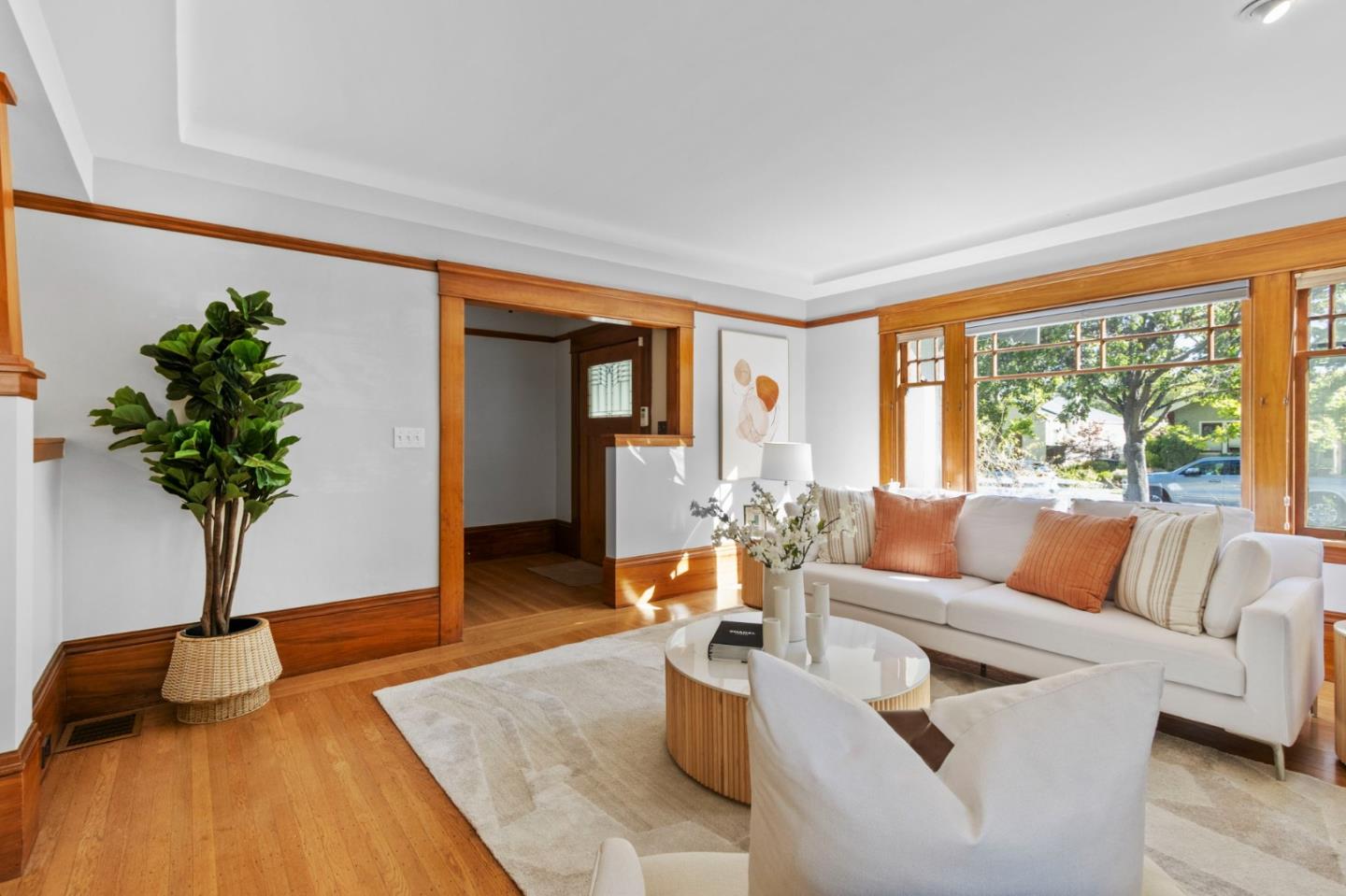 Detail Gallery Image 11 of 65 For 221 Grand St, Redwood City,  CA 94062 - 3 Beds | 2 Baths