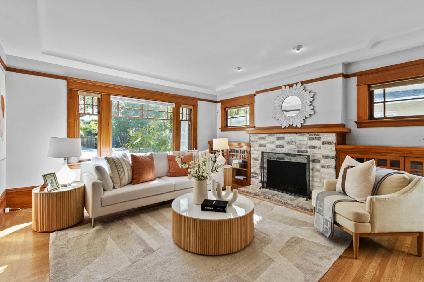 Detail Gallery Image 12 of 65 For 221 Grand St, Redwood City,  CA 94062 - 3 Beds | 2 Baths