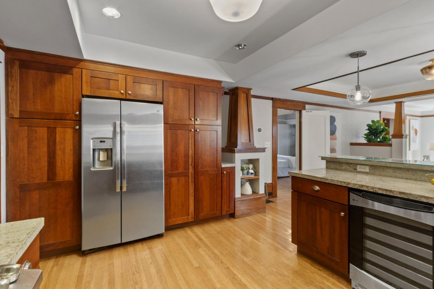 Detail Gallery Image 23 of 65 For 221 Grand St, Redwood City,  CA 94062 - 3 Beds | 2 Baths