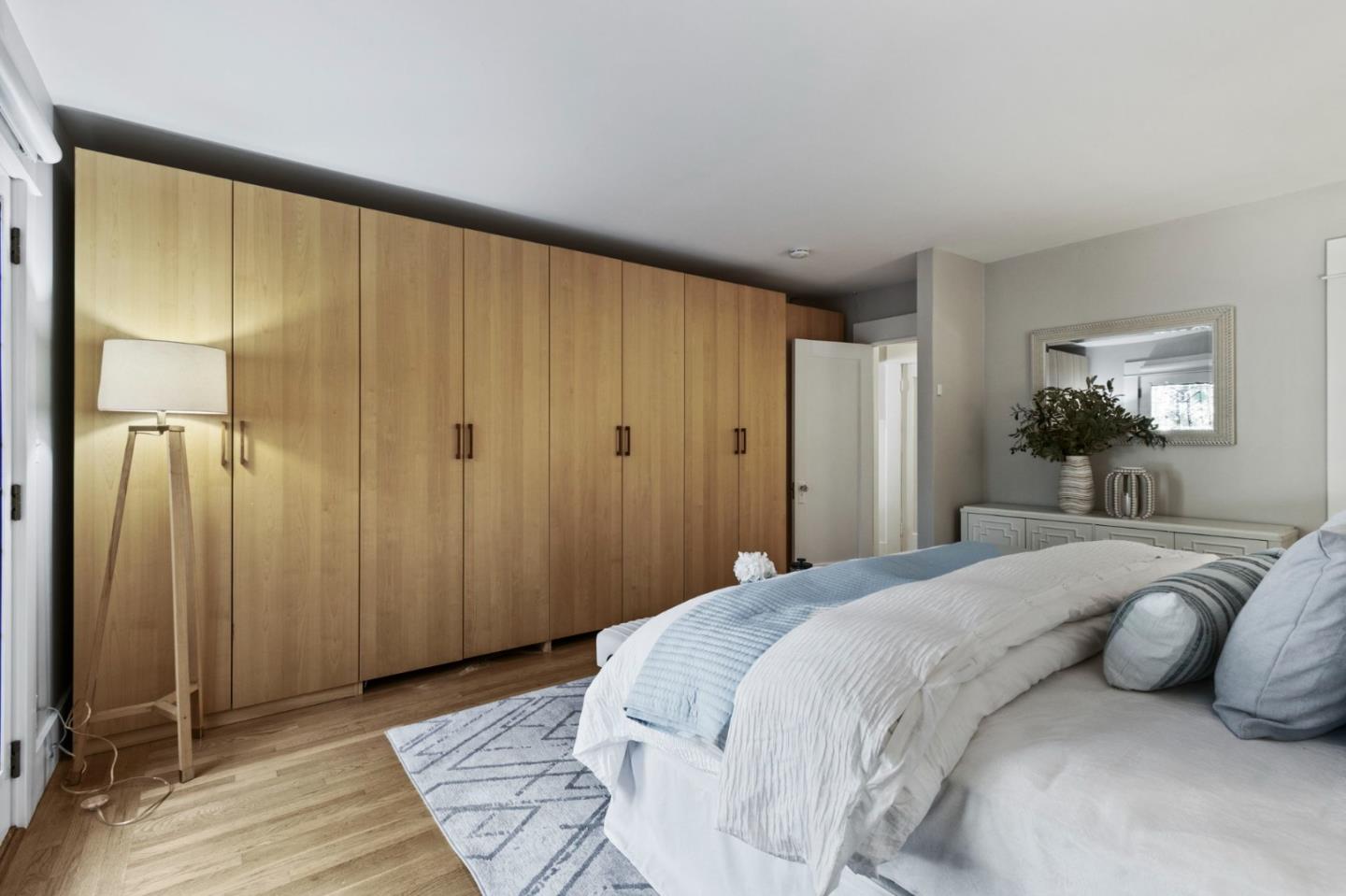 Detail Gallery Image 38 of 65 For 221 Grand St, Redwood City,  CA 94062 - 3 Beds | 2 Baths