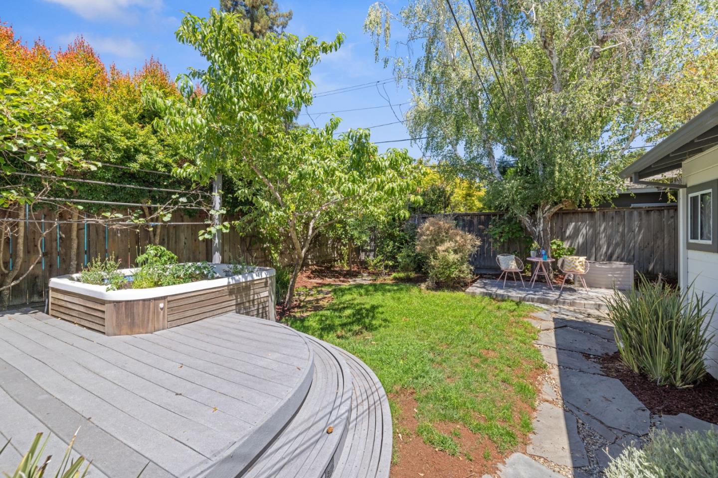 Detail Gallery Image 54 of 65 For 221 Grand St, Redwood City,  CA 94062 - 3 Beds | 2 Baths
