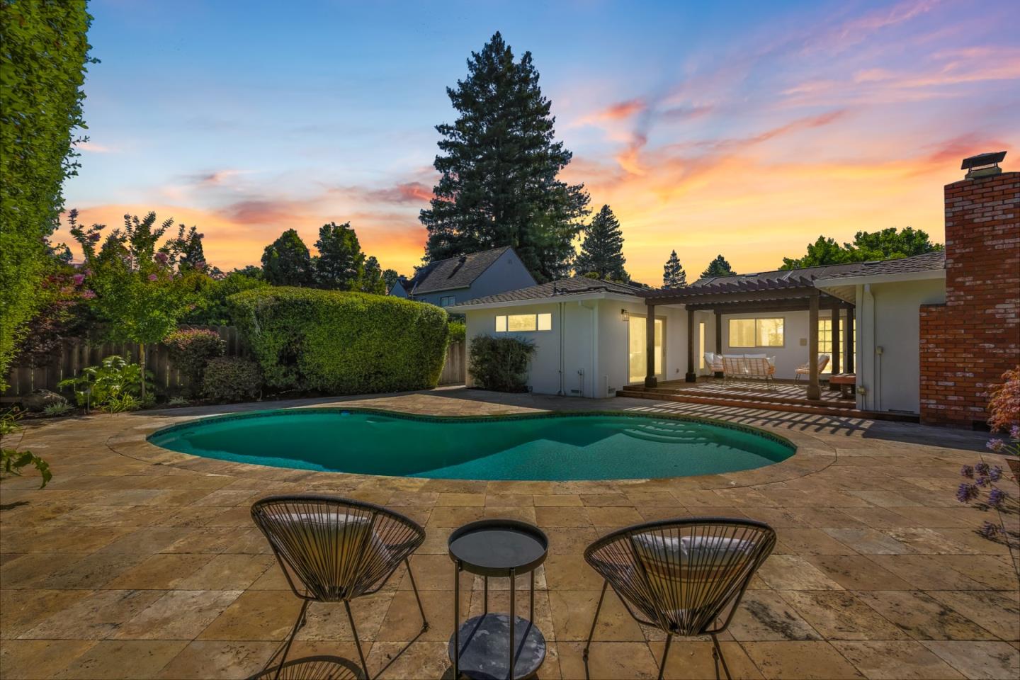 Detail Gallery Image 21 of 43 For 2146 Whipple Ave, Redwood City,  CA 94062 - 4 Beds | 2/1 Baths