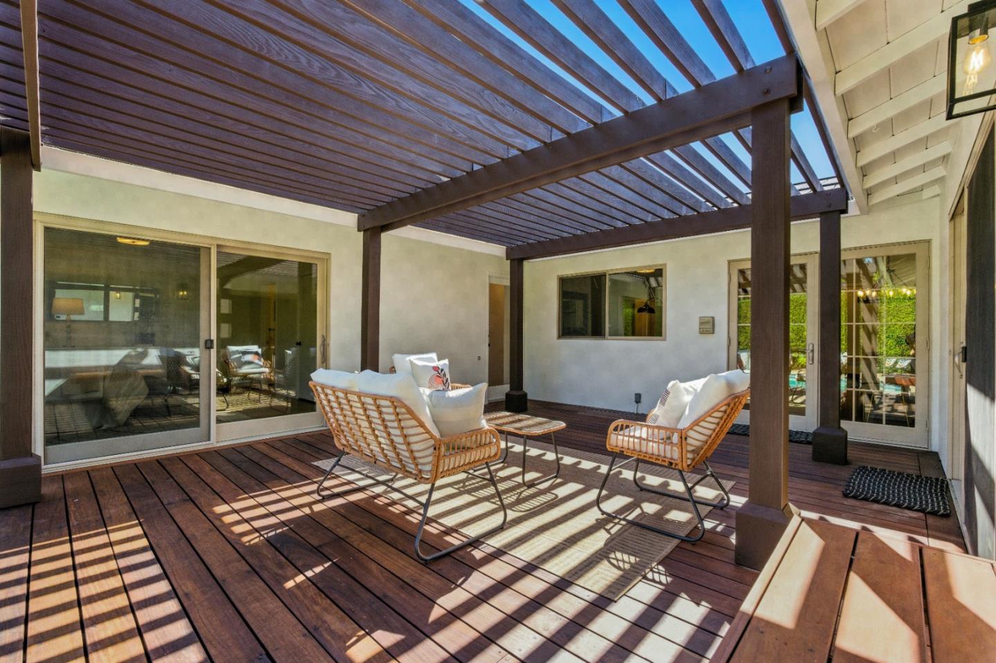 Detail Gallery Image 25 of 43 For 2146 Whipple Ave, Redwood City,  CA 94062 - 4 Beds | 2/1 Baths