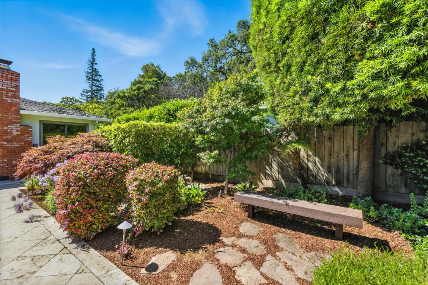 Detail Gallery Image 28 of 43 For 2146 Whipple Ave, Redwood City,  CA 94062 - 4 Beds | 2/1 Baths