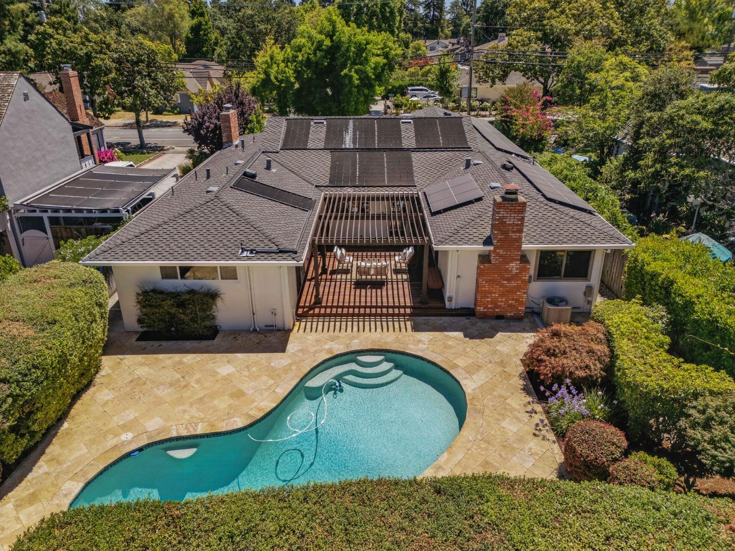 Detail Gallery Image 3 of 43 For 2146 Whipple Ave, Redwood City,  CA 94062 - 4 Beds | 2/1 Baths