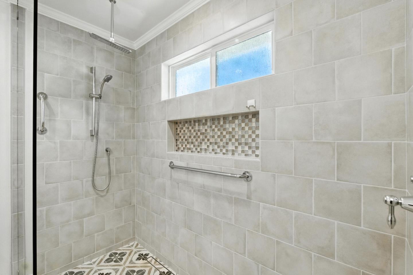 Detail Gallery Image 34 of 43 For 2146 Whipple Ave, Redwood City,  CA 94062 - 4 Beds | 2/1 Baths