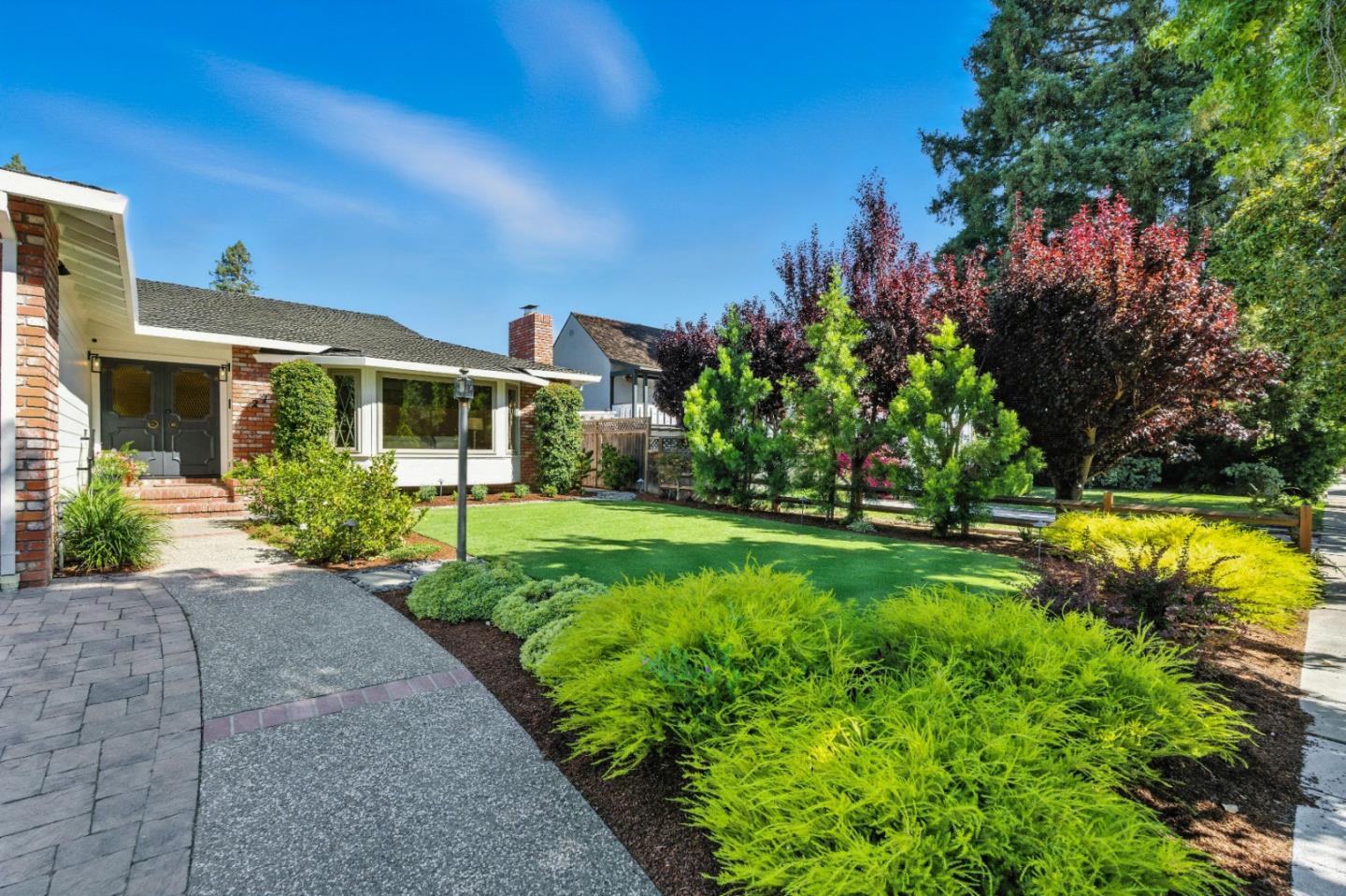 Detail Gallery Image 4 of 43 For 2146 Whipple Ave, Redwood City,  CA 94062 - 4 Beds | 2/1 Baths