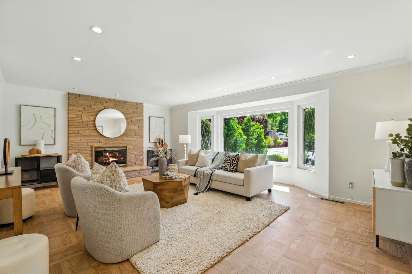 Detail Gallery Image 6 of 43 For 2146 Whipple Ave, Redwood City,  CA 94062 - 4 Beds | 2/1 Baths