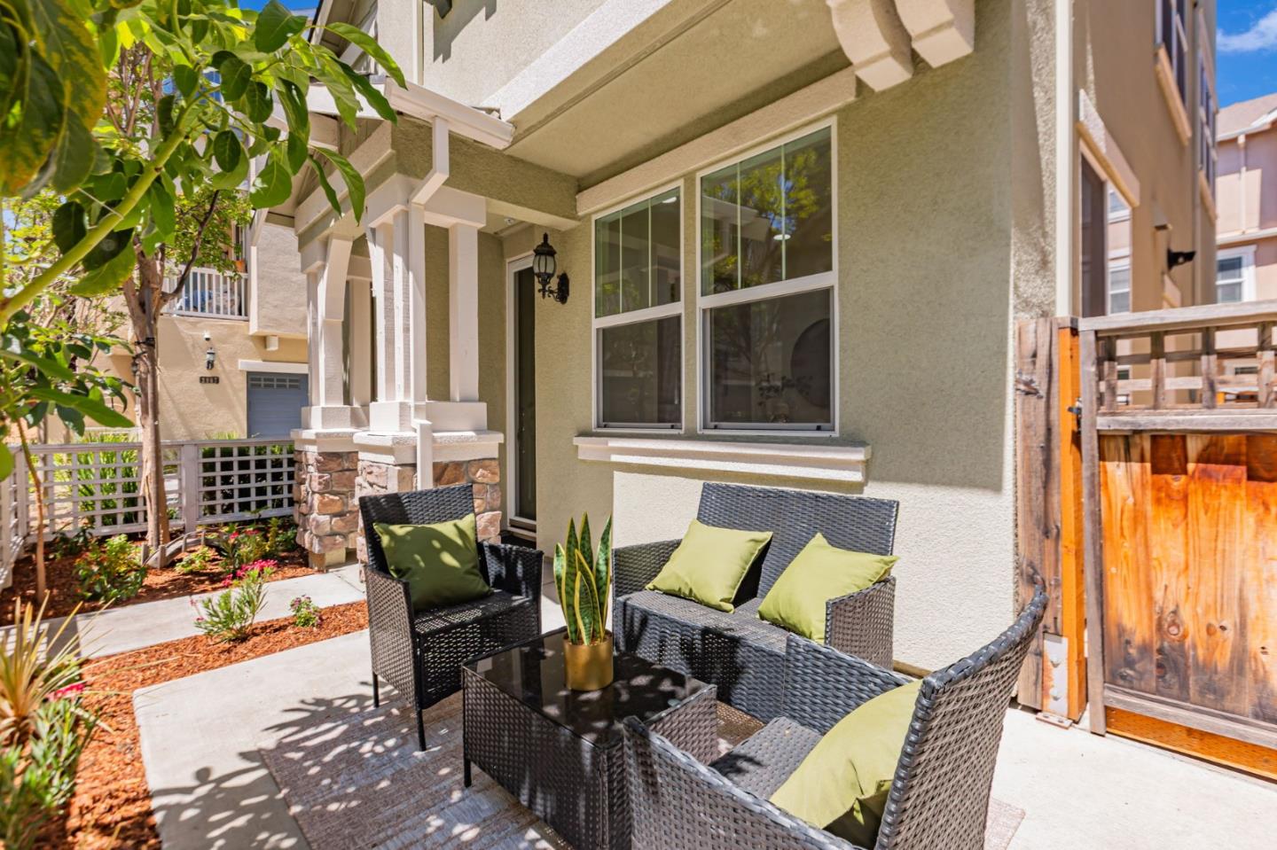 Detail Gallery Image 15 of 48 For 2973 Pescadero Ter, Fremont,  CA 94538 - 3 Beds | 2/2 Baths