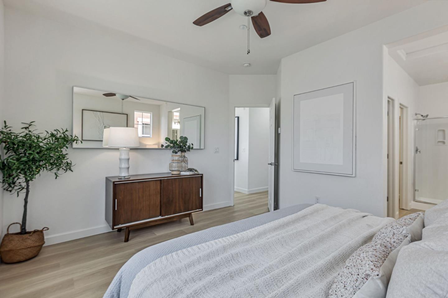 Detail Gallery Image 24 of 48 For 2973 Pescadero Ter, Fremont,  CA 94538 - 3 Beds | 2/2 Baths