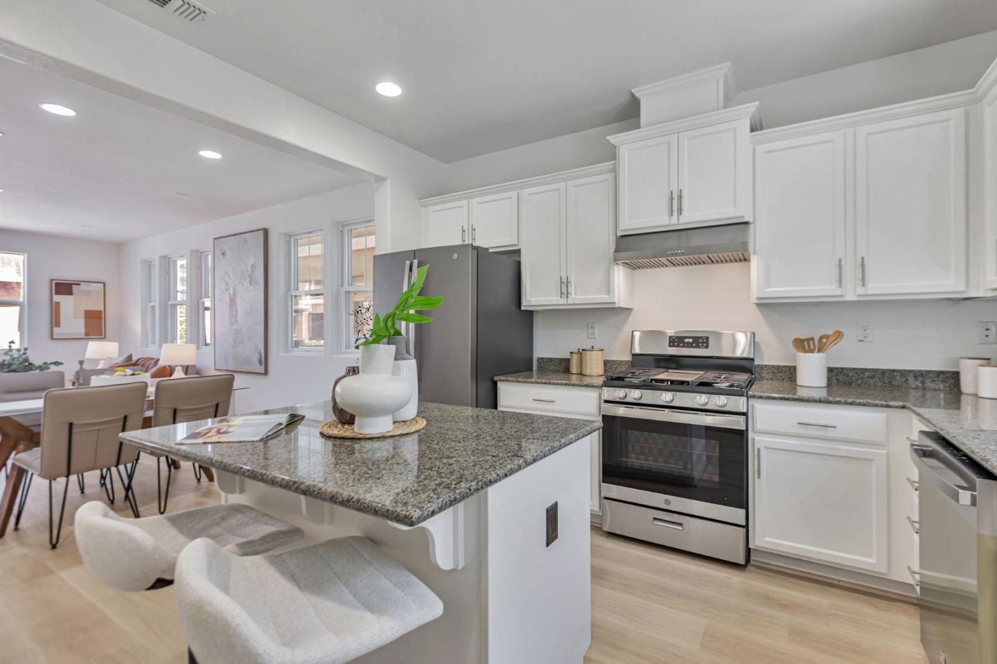 Detail Gallery Image 7 of 48 For 2973 Pescadero Ter, Fremont,  CA 94538 - 3 Beds | 2/2 Baths